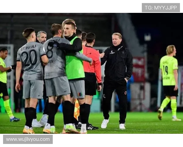 勒沃库森制胜关键:以精准定位球战术打破对手防线 勒沃库森制胜关键:以精准定位球战术打破对手防线